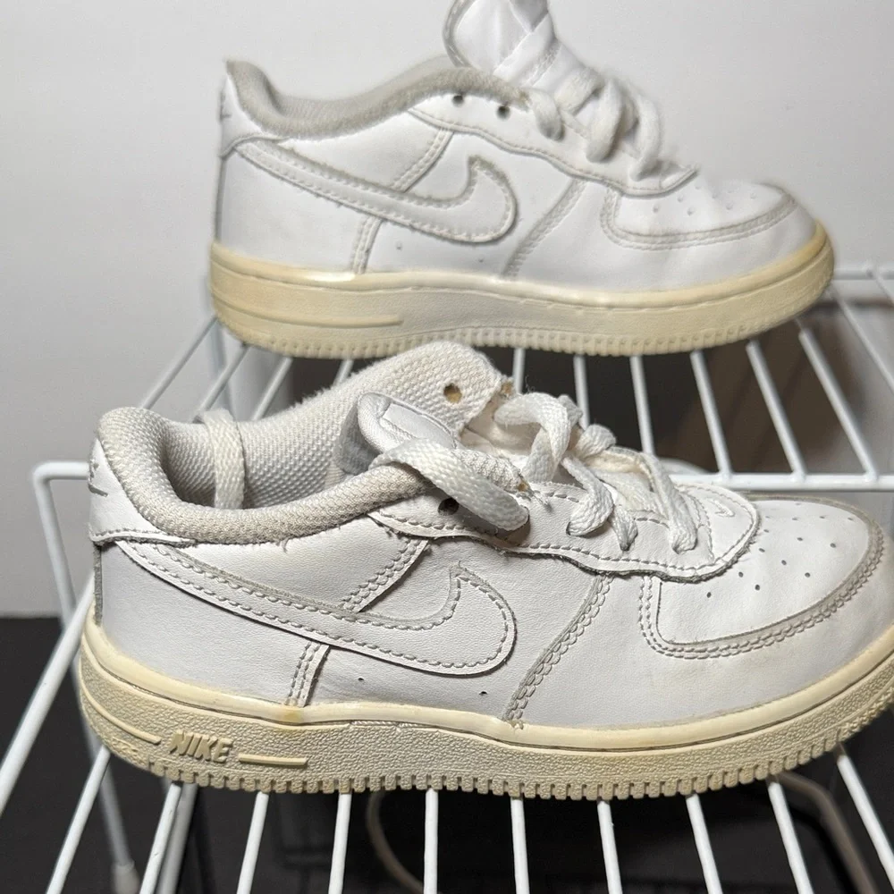 Nike Kids Air Force 1 Sneakers Size 10 Toddler Shoes